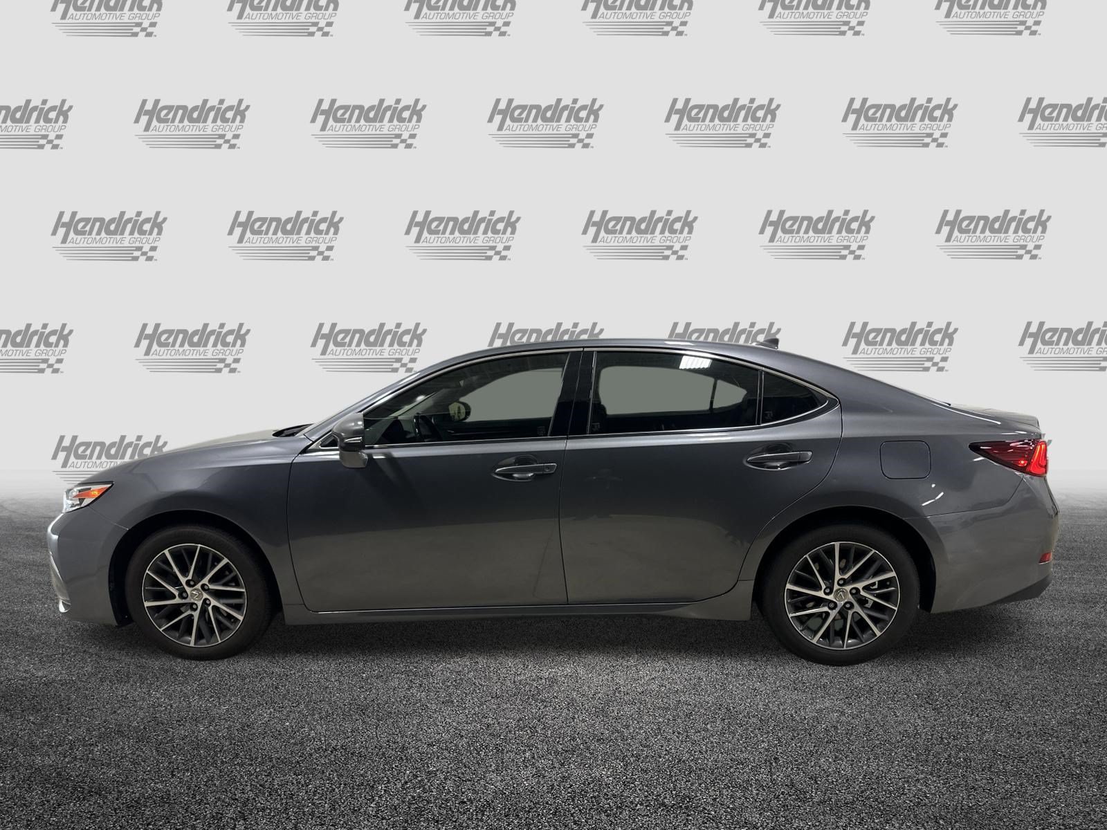 Used 2017 Lexus ES 350 w/ Luxury Package FWD image 7