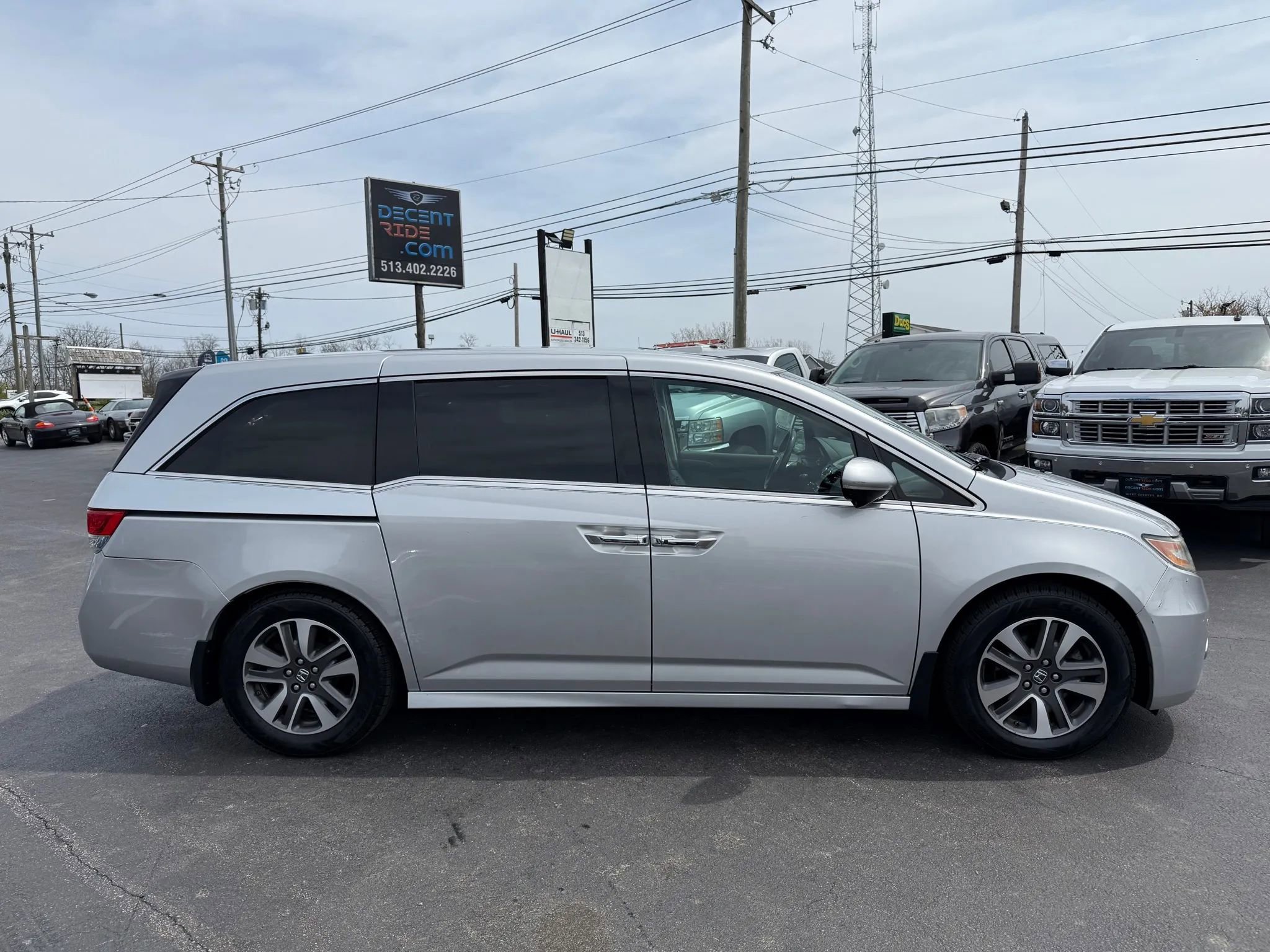Used 2015 Honda Odyssey Touring Elite image 2