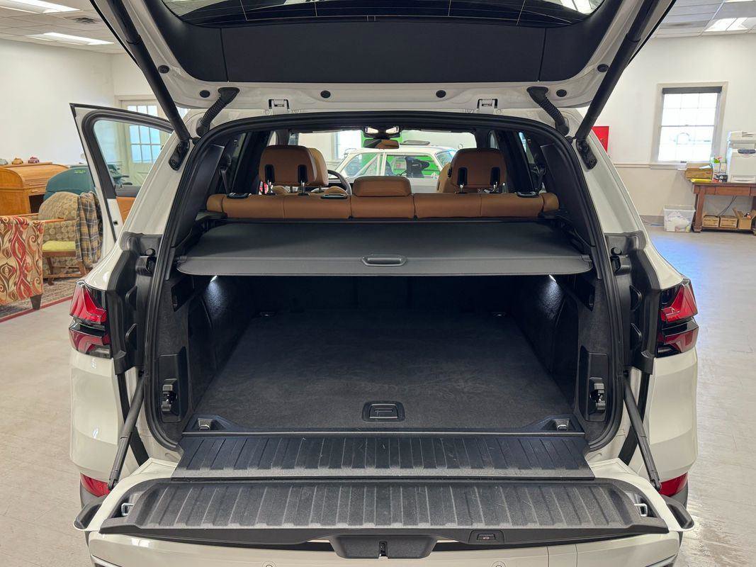 Used 2026 BMW X5 xDrive40i image 37