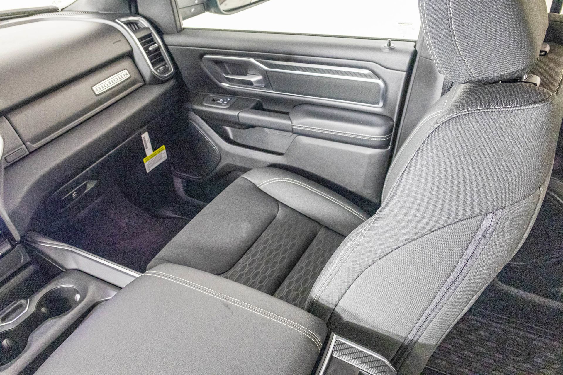 New 2026 RAM 1500 Big Horn AWD/4WD image 31