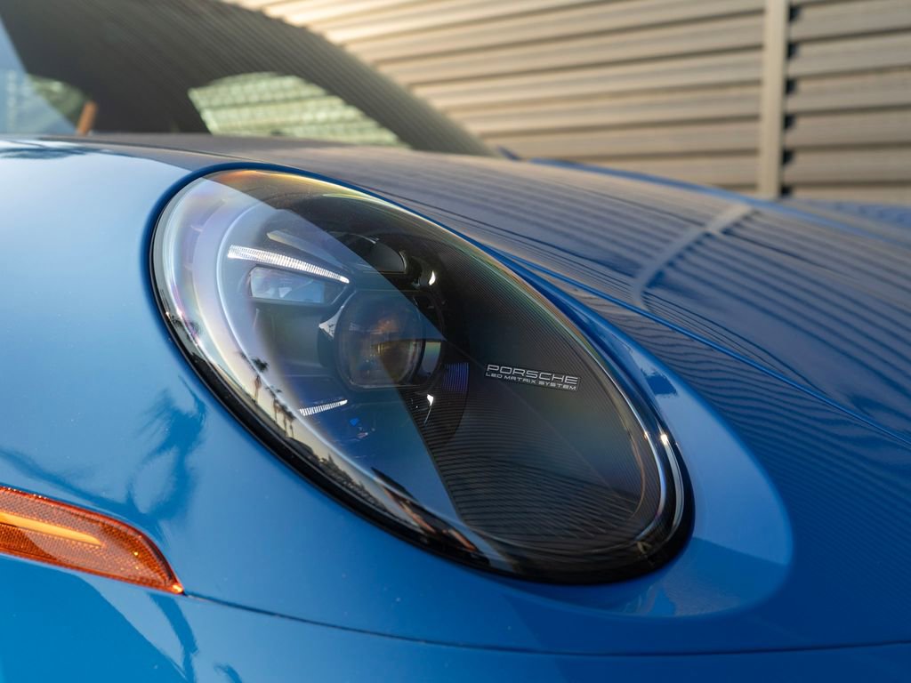 Certified 2023 Porsche 911 Sport Classic RWD image 17
