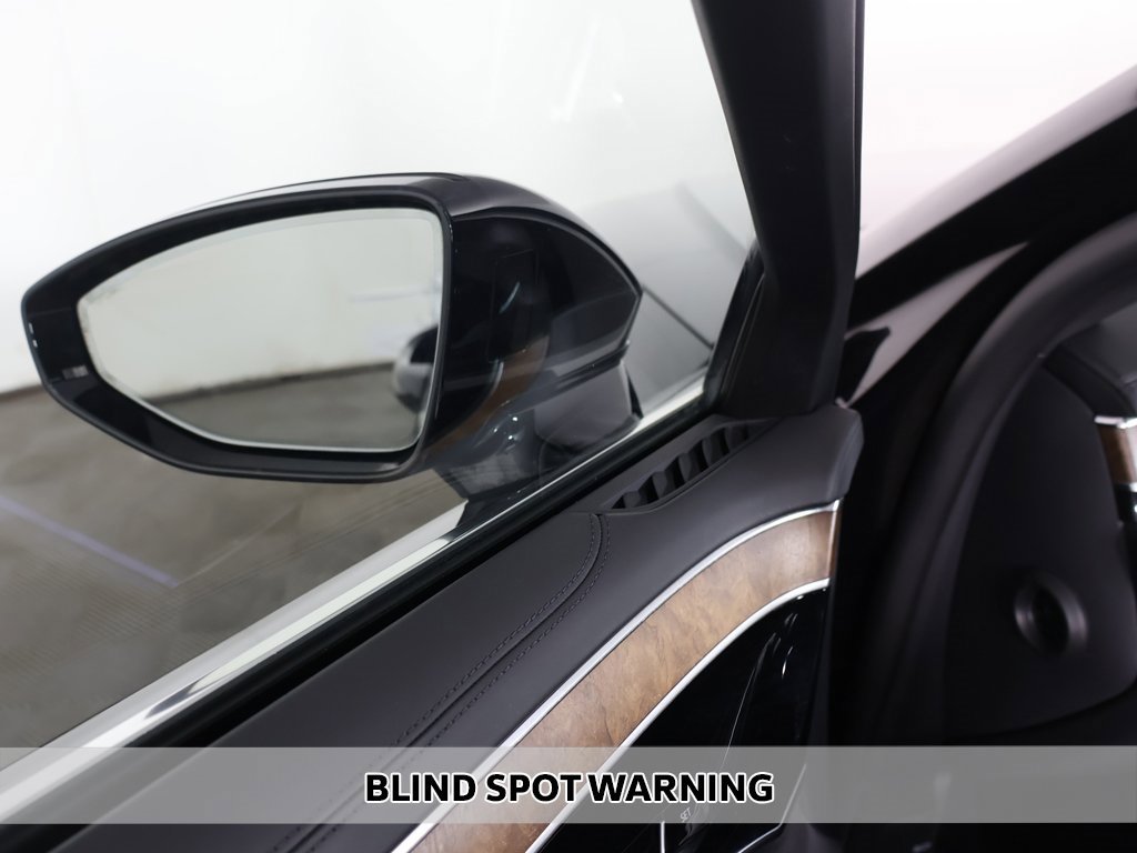Used 2023 Audi A8 L 3.0T w/ Luxury Package image 7