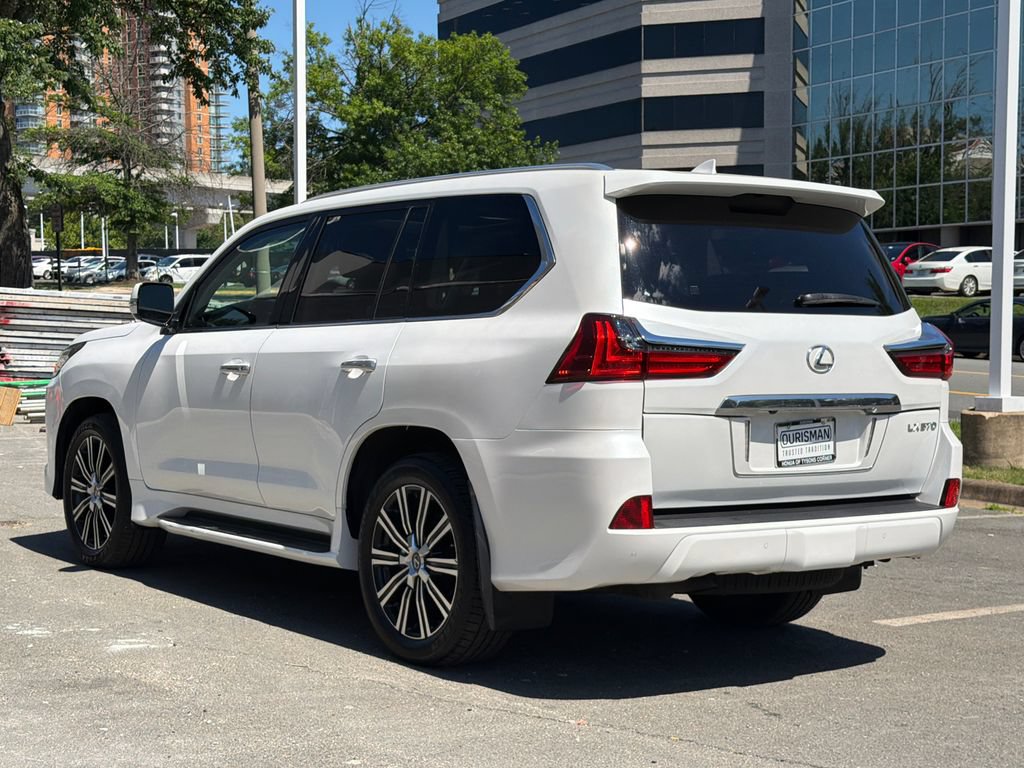 Used 2019 Lexus LX 570 4WD w/ Luxury Package image 6