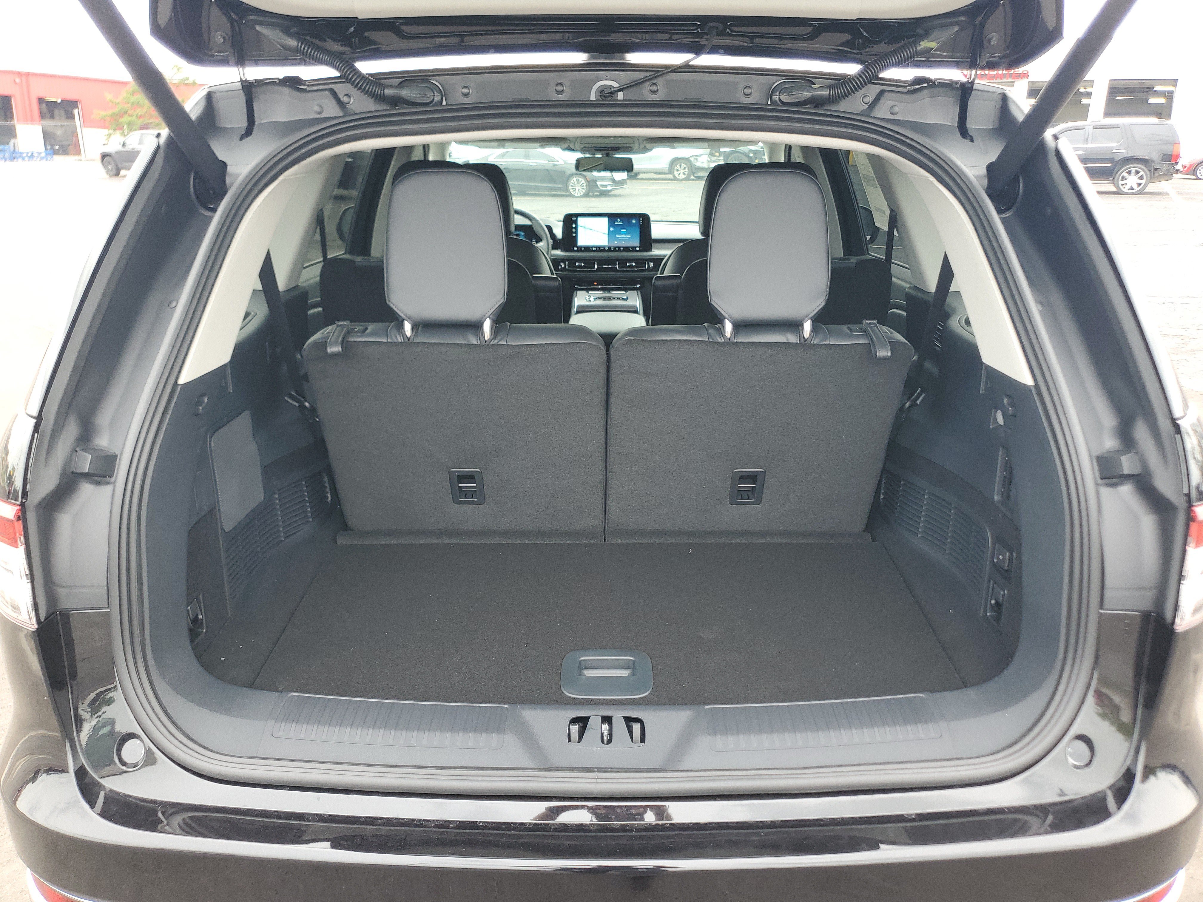 New 2026 Lincoln Aviator AWD image 28