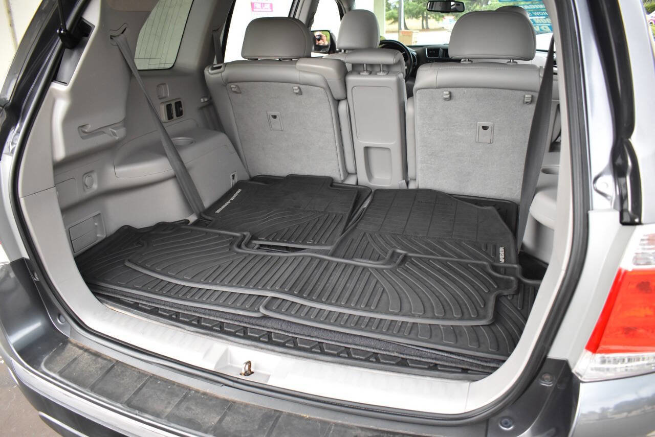 Used 2012 Toyota Highlander Limited image 48