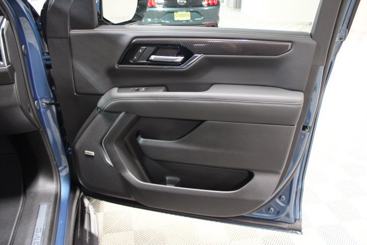 New 2026 GMC Yukon XL Elevation w/ Elevation Premium Package AWD/4WD image 26