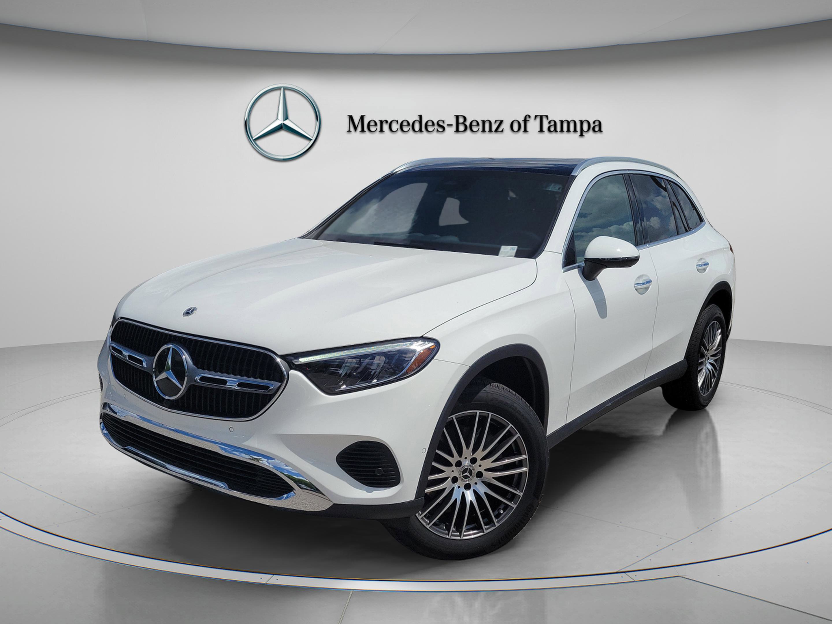 Certified 2026 Mercedes-Benz GLC 300 4MATIC image 1