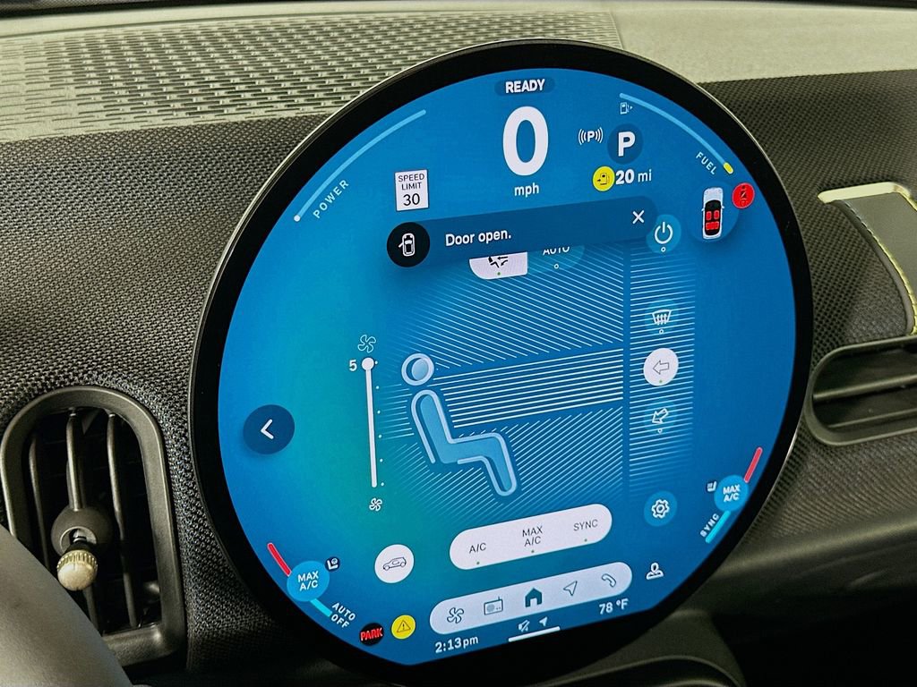 Certified 2025 MINI Cooper 4-Door Hardtop image 14