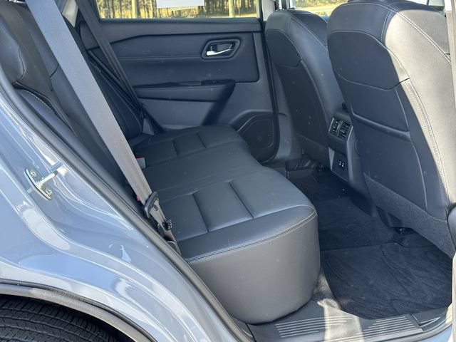 Certified 2025 Nissan Rogue SL AWD/4WD image 17