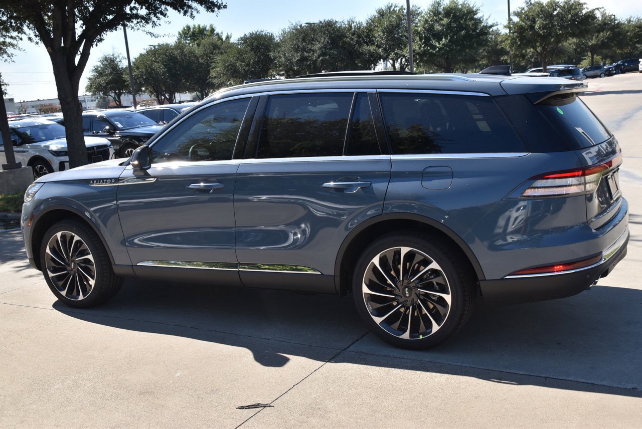 New 2027 Lincoln Aviator Reserve AWD/4WD image 10