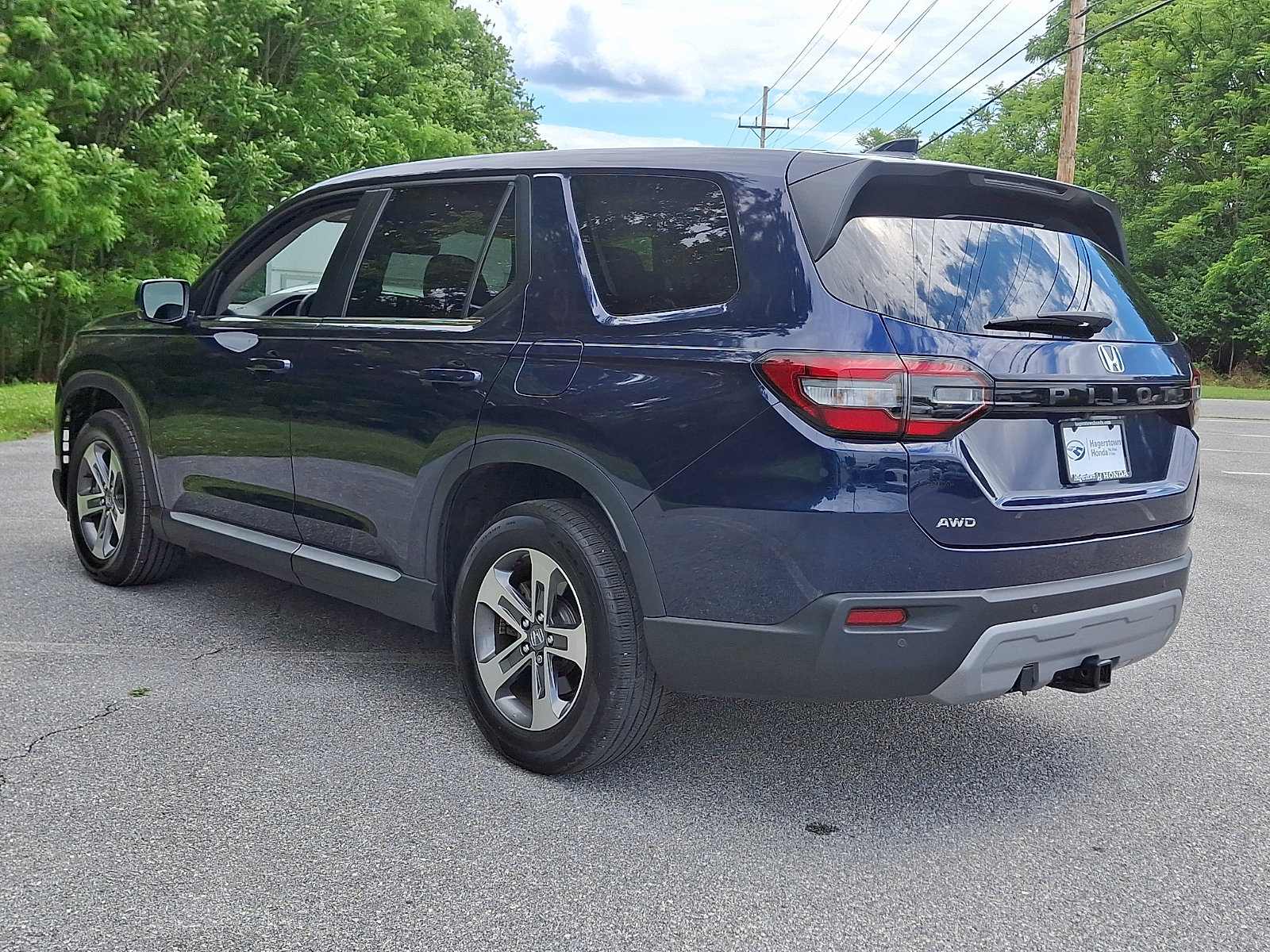 Used 2025 Honda Pilot EX-L image 4