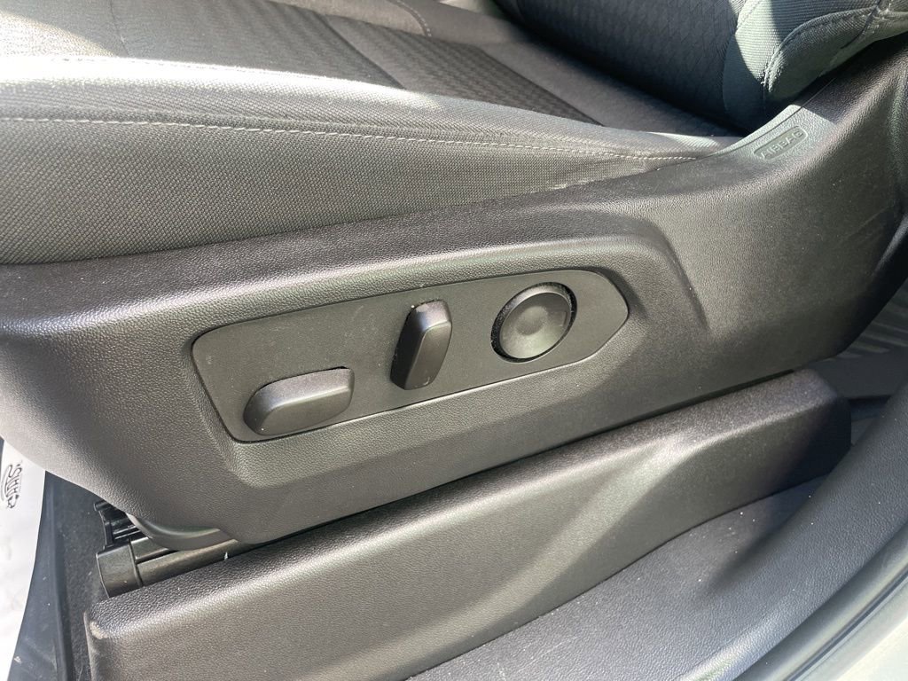 Used 2022 Chevrolet Silverado 1500 Custom image 43