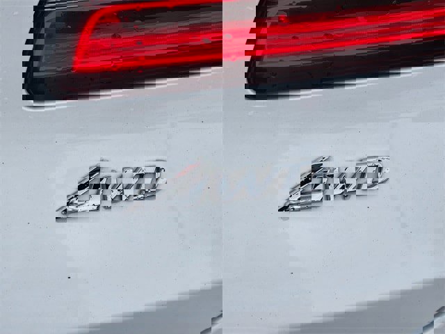 Used 2022 Genesis GV80 2.5T w/ Prestige Package 04 image 8