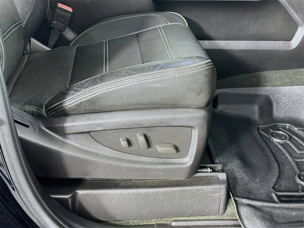 Used 2015 GMC Sierra 3500 Denali w/ Suspension Package, Off-Road image 23