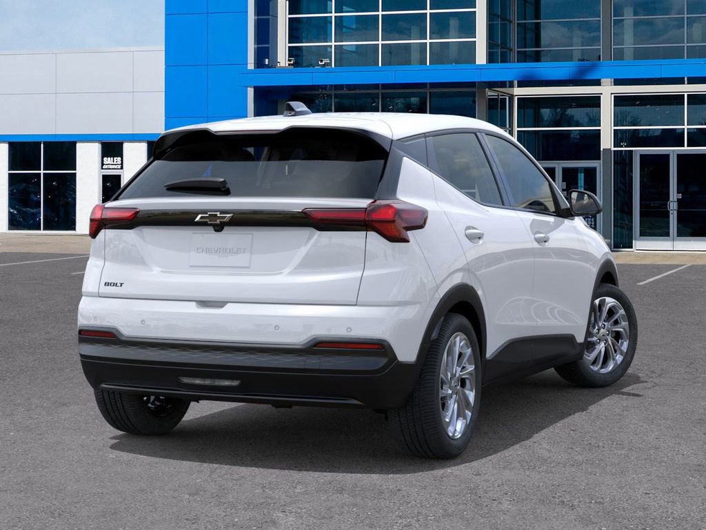 New 2027 Chevrolet Bolt LT w/ Comfort Package FWD image 4