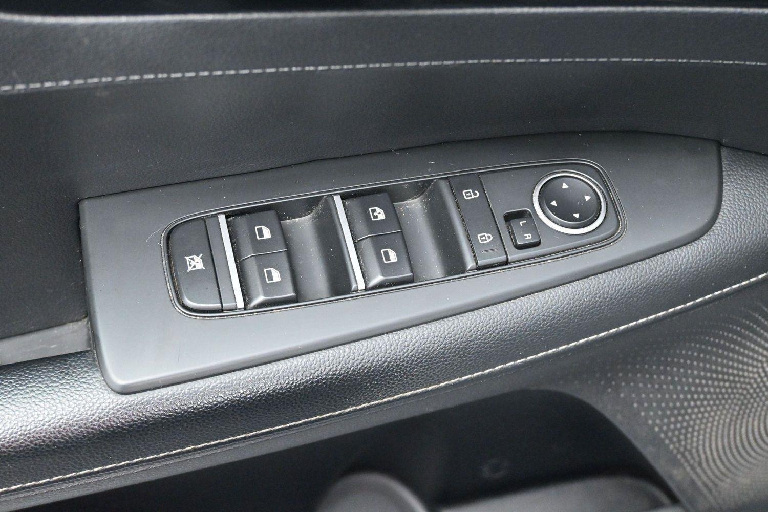 Used 2022 Kia Forte GT-Line FWD image 11