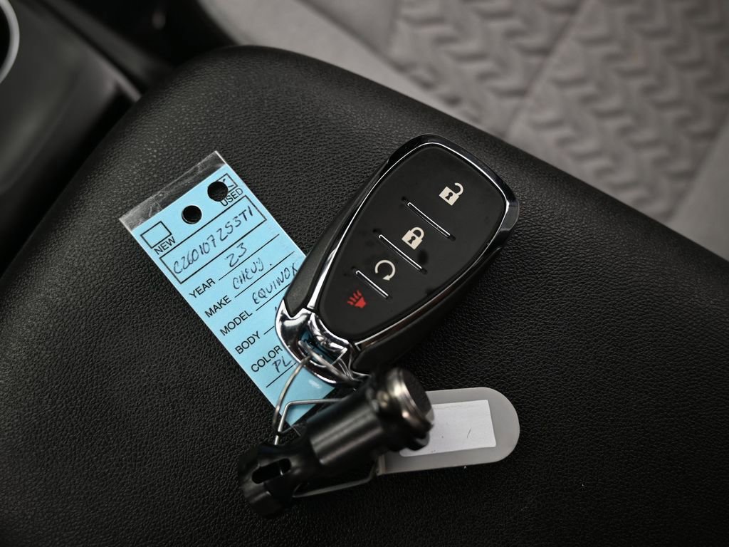 Used 2023 Chevrolet Equinox LS w/ Driver Confidence II Package image 18