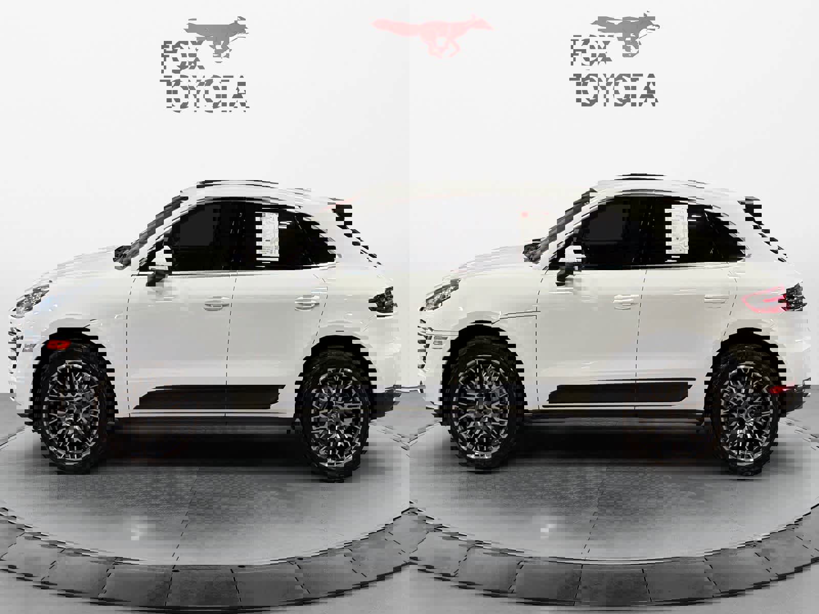 Used 2018 Porsche Macan S image 2