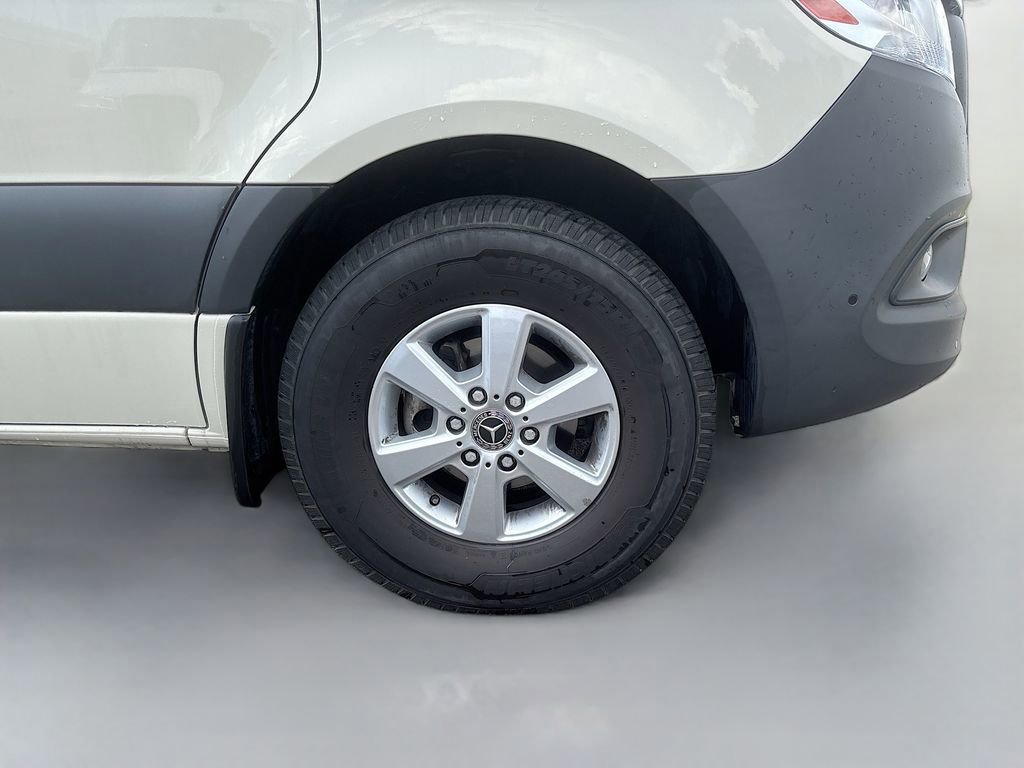 Used 2024 Mercedes-Benz Sprinter 2500 image 13