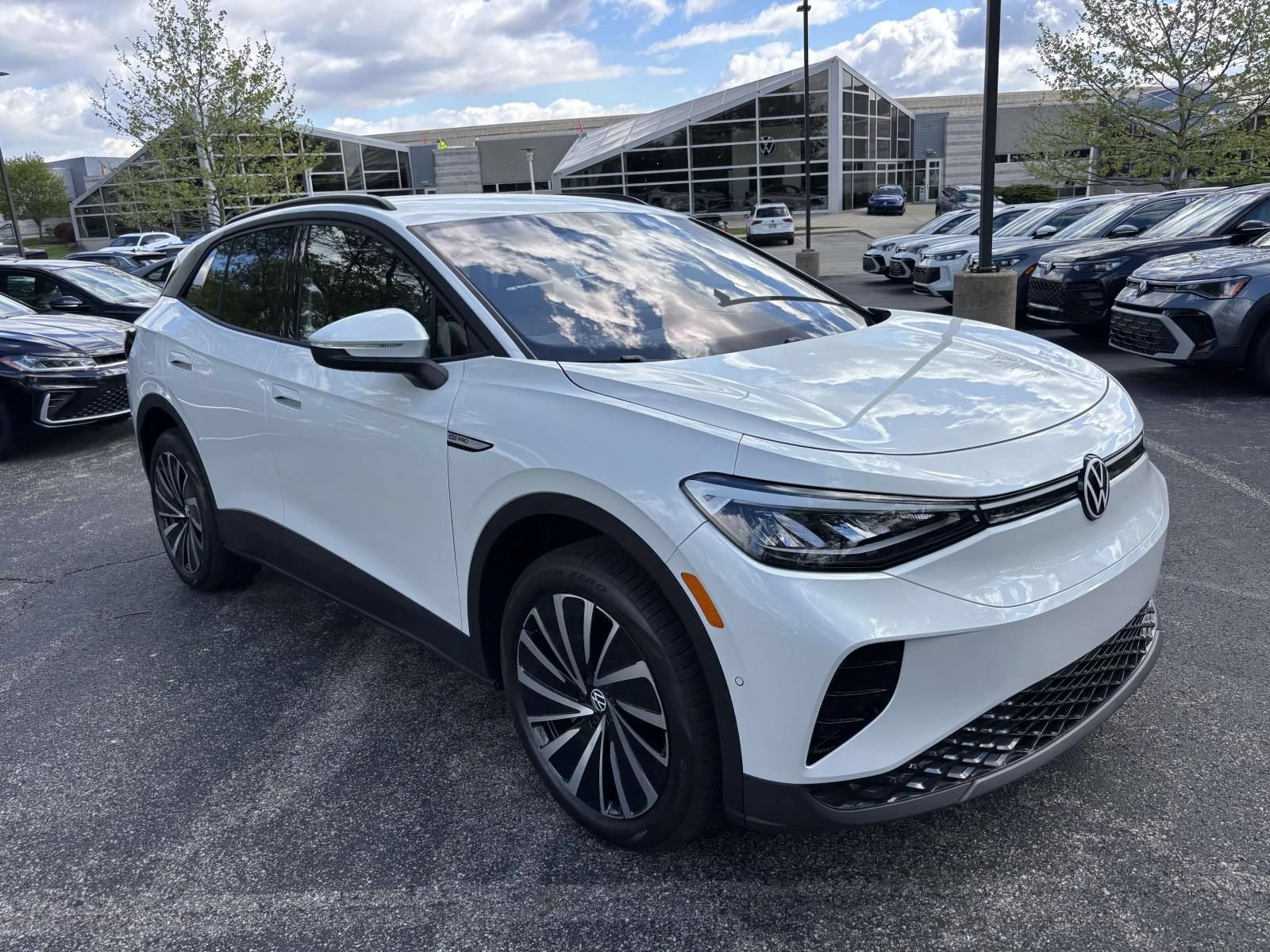 New 2026 Volkswagen ID.4 Pro AWD/4WD image 3