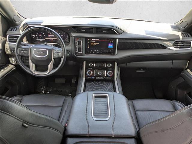Used 2024 GMC Yukon Denali w/ Advanced Technology Package AWD/4WD image 16
