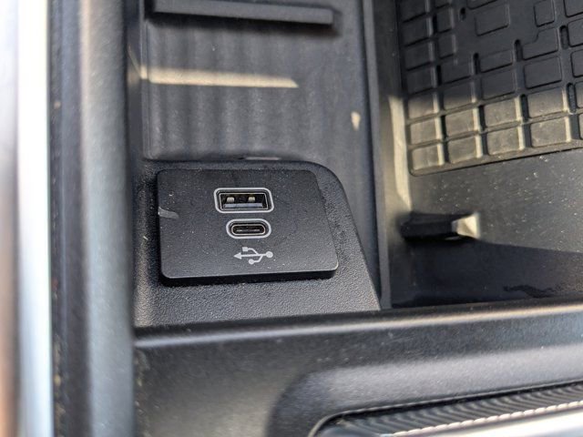 Used 2025 Ford Expedition Max Platinum AWD/4WD image 26