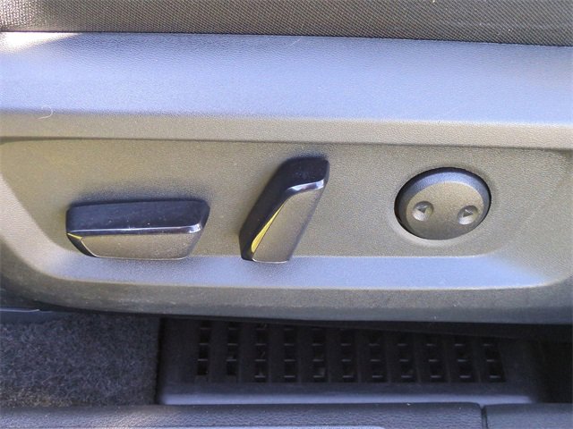 Used 2024 Nissan Rogue SV image 12