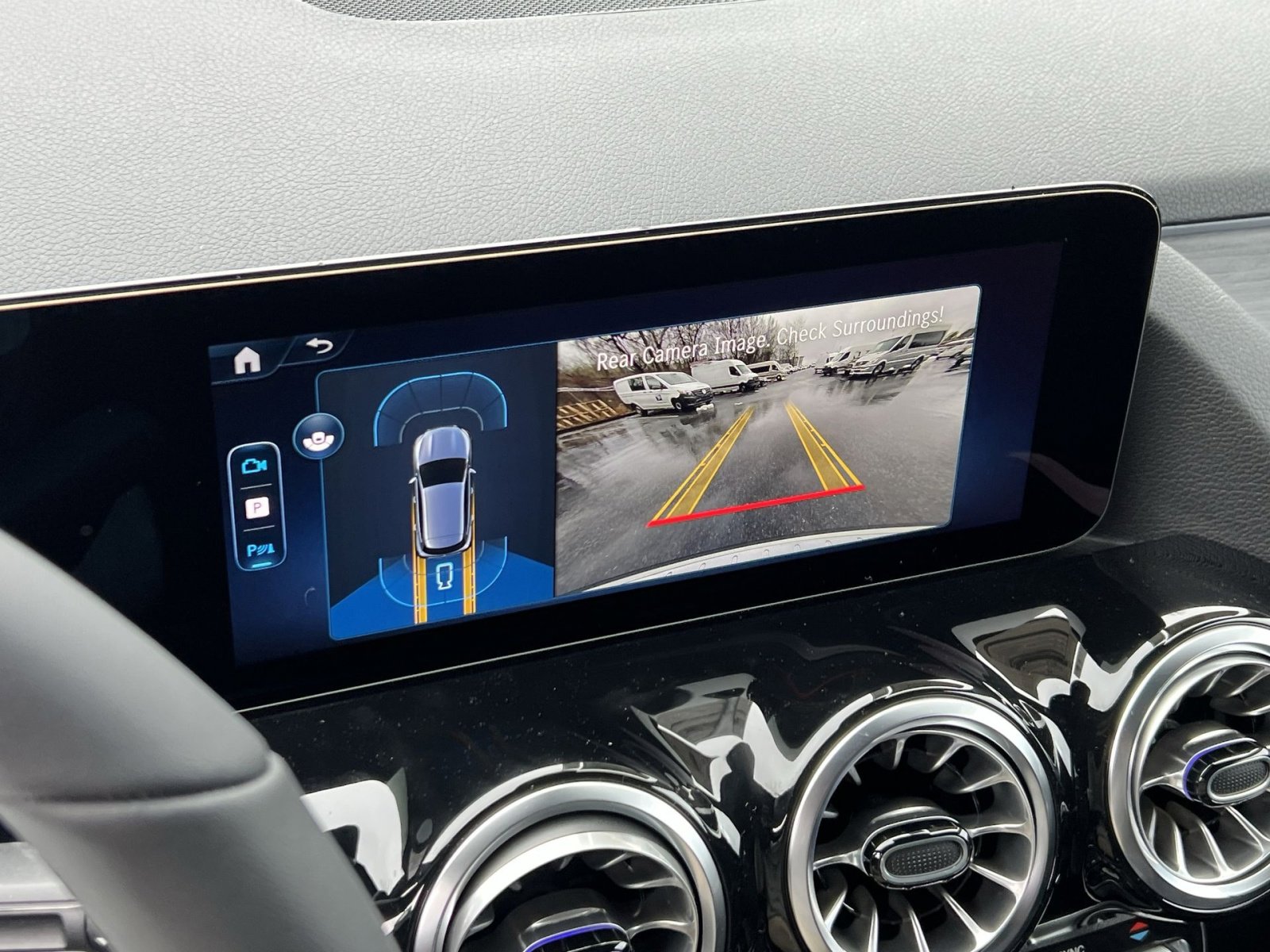 New 2026 Mercedes-Benz GLA 250 4MATIC image 17