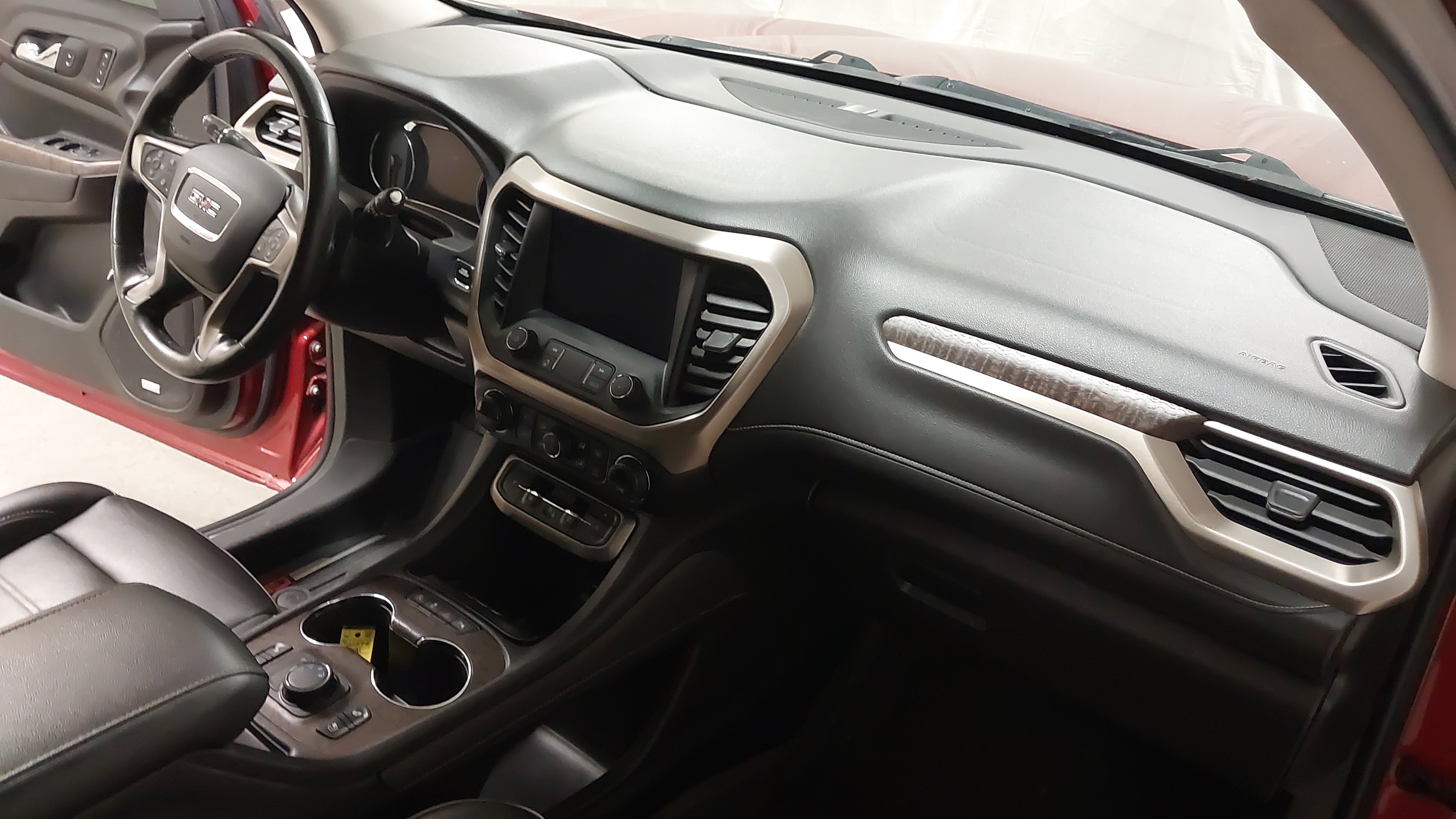 Certified 2021 GMC Acadia Denali w/ Denali Technology Package AWD/4WD image 29