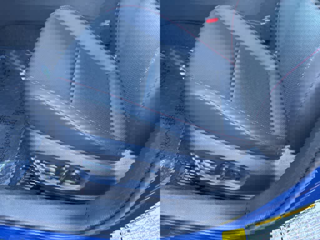 Used 2025 Toyota Prius Plug-In Hybrid w/ Limited Premium Package image 10