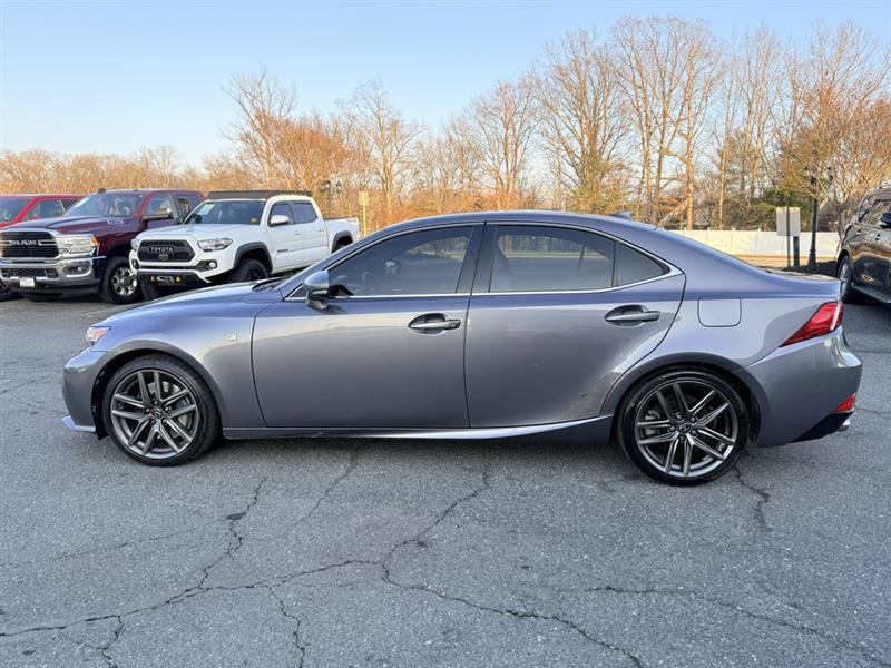 Used 2016 Lexus IS 200t w/ F Sport Package RWD image 8