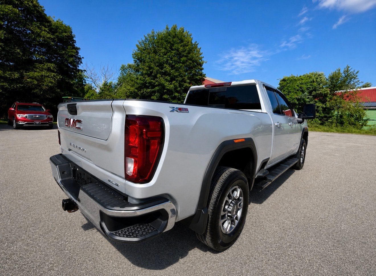 Used 2023 GMC Sierra 2500 SLE w/ SLE Value Package; AWD/4WD image 8