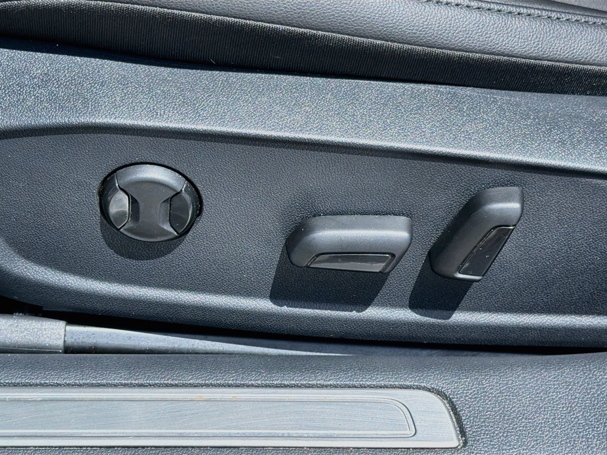 Certified 2023 Volkswagen Arteon SE FWD image 24