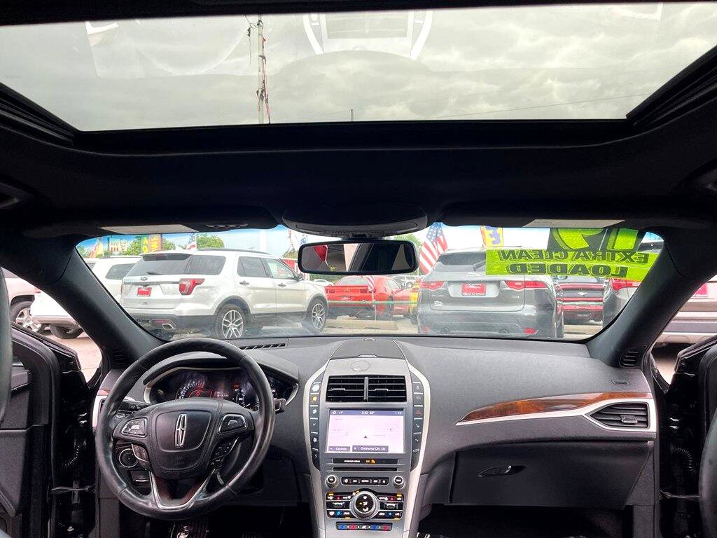 Used 2019 Lincoln MKZ Reserve image 17