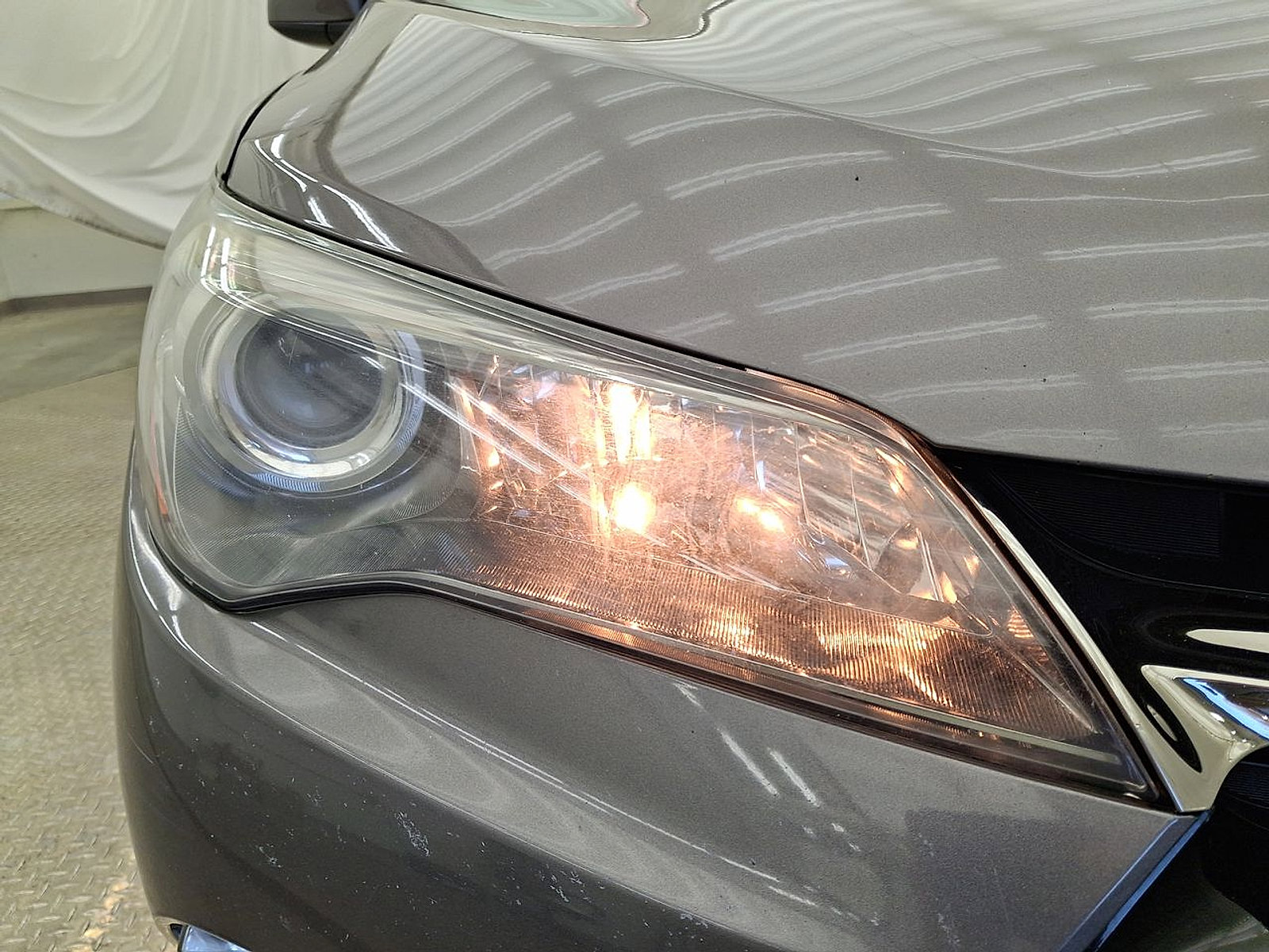 Certified 2017 Toyota Camry SE w/ Moonroof Package image 27