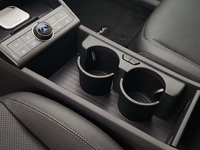 New 2027 Hyundai Kona Limited AWD/4WD image 30