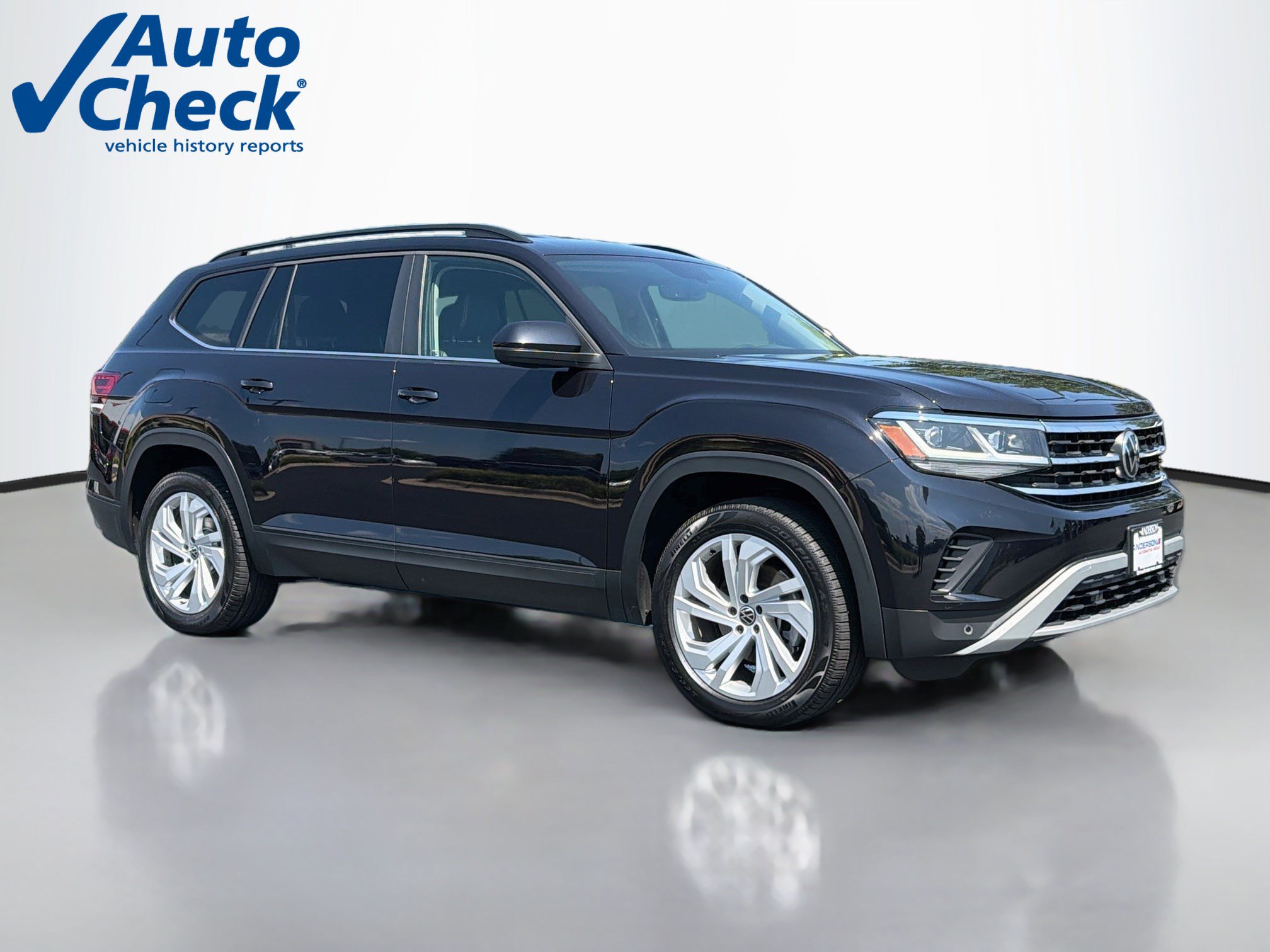 Used 2021 Volkswagen Atlas SE w/ Towing Package AWD/4WD image 1