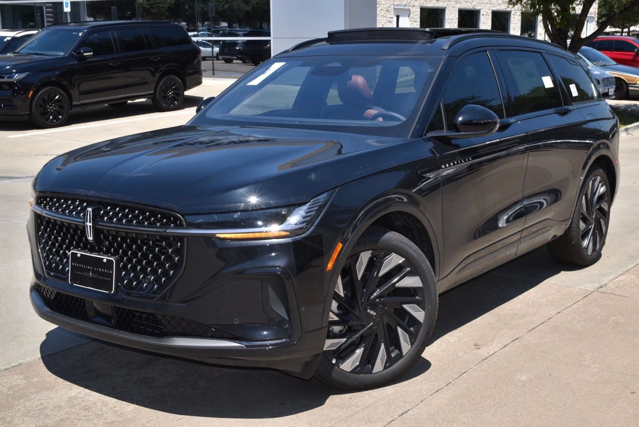 New 2026 Lincoln Nautilus Reserve AWD/4WD image 19