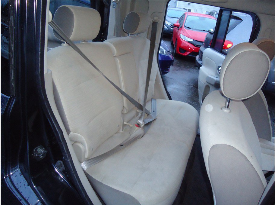 Used 2014 Nissan Cube 1.8 S w/ Interior Designer Package FWD image 14