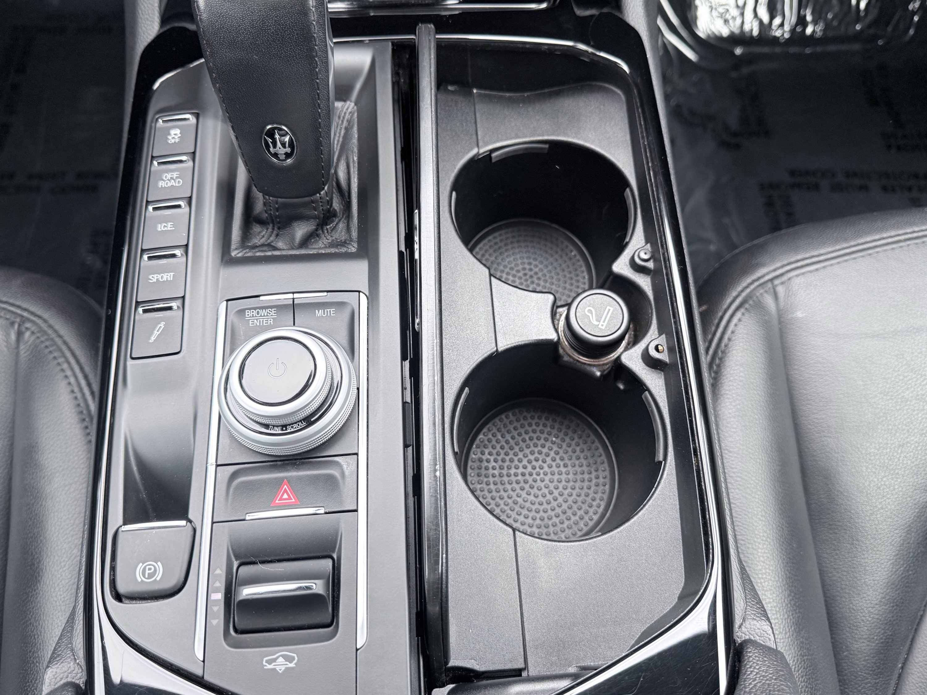 Used 2023 Maserati Levante Modena image 60