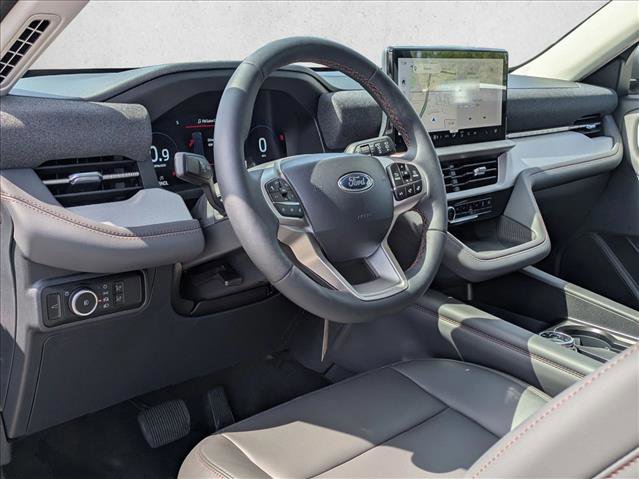 New 2026 Ford Explorer Active w/ Active Comfort Package image 3