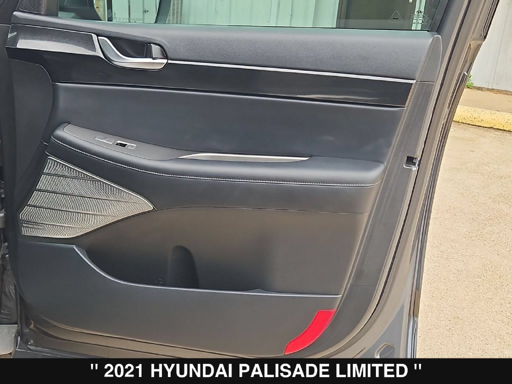 Used 2021 Hyundai Palisade Limited FWD image 30