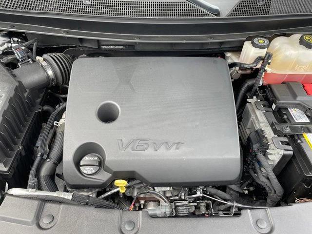 Used 2023 Chevrolet Traverse RS AWD/4WD image 28