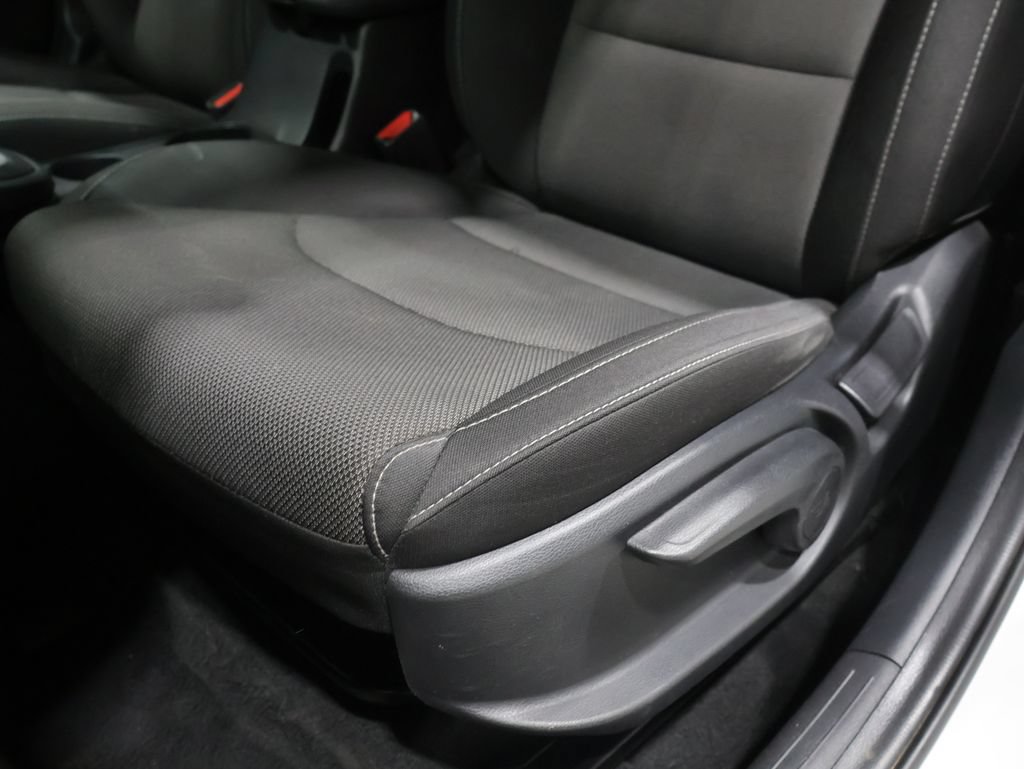 Used 2023 Kia Forte LXS FWD image 10