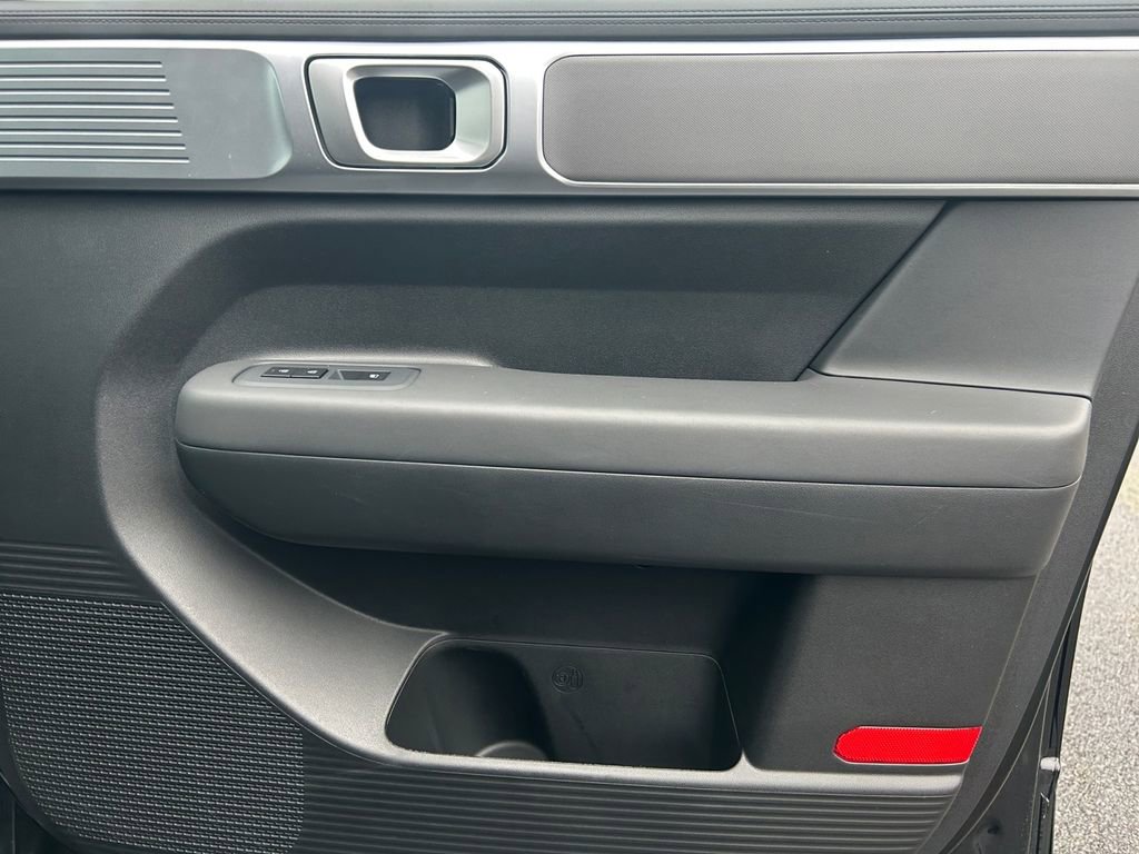 Used 2024 Hyundai Santa Fe SE image 25