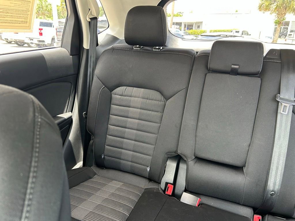 Used 2016 Ford Edge SEL AWD/4WD image 13