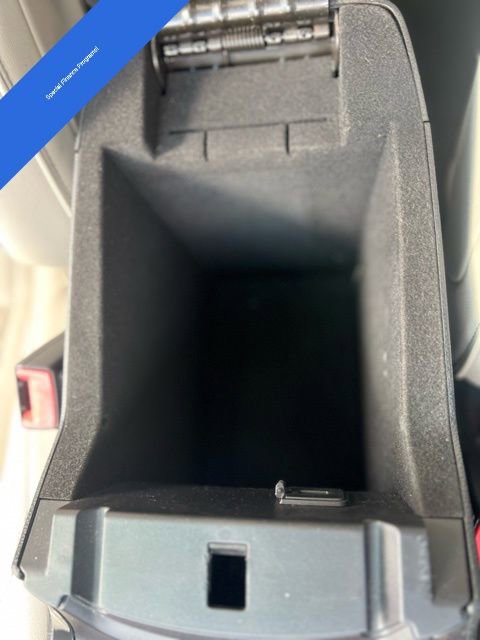 Used 2016 Ford Explorer Platinum image 17