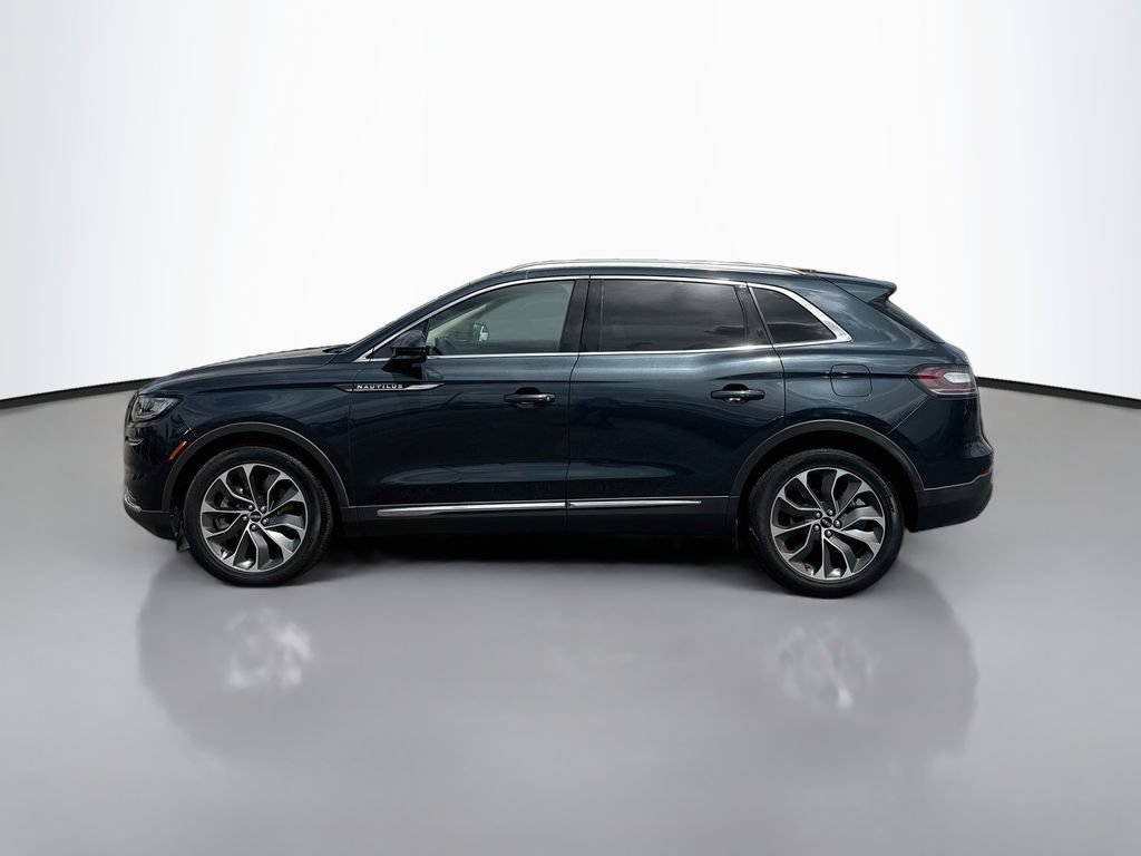 Used 2021 Lincoln Nautilus Reserve FWD image 4