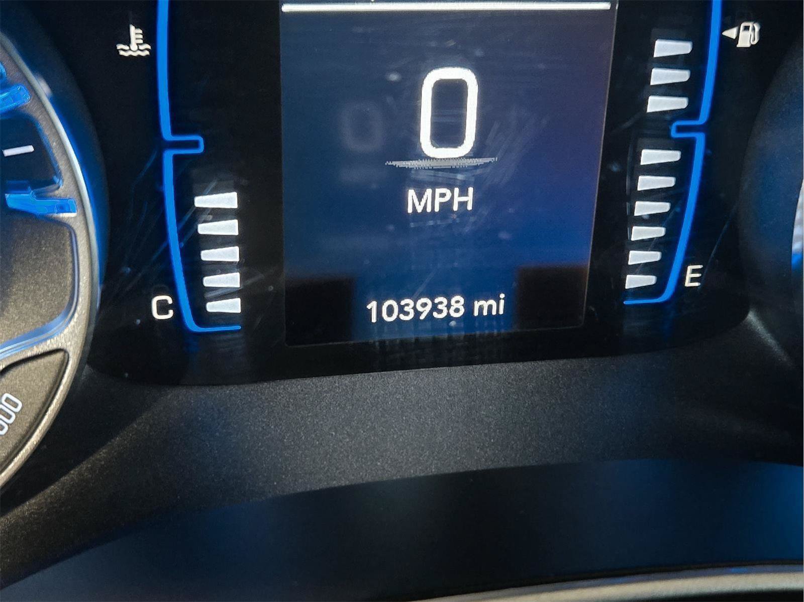 Used 2019 Chrysler Pacifica L FWD image 21