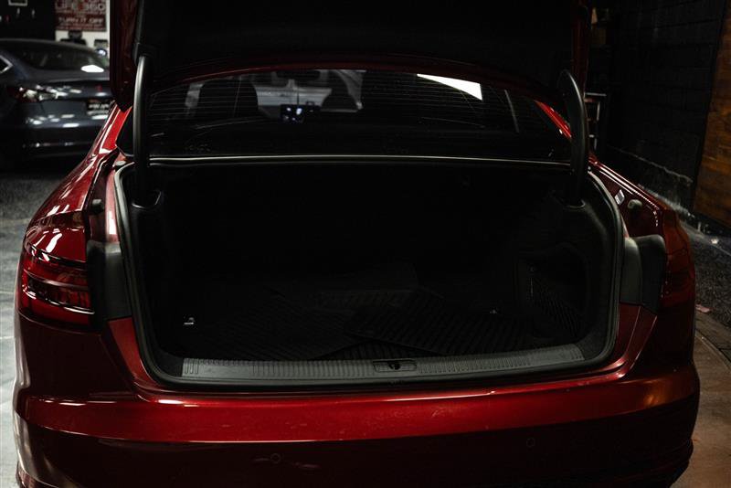 Used 2018 Audi A4 2.0T Premium Plus w/ Premium Plus Package image 7